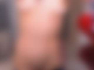 Live cam show with Carry-Star - Brown Eyes on TeamSkeetLive