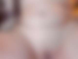 Live cam show with Chriisty-turlington - Thick on madthumbs