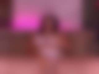 Live cam show with Chriisty-turlington - Office on Camsoda