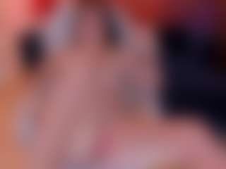 Live cam show with Chriisty-turlington - Office on Camsoda