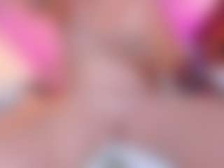 Live cam show with Chriisty-turlington - Thick on Camsoda