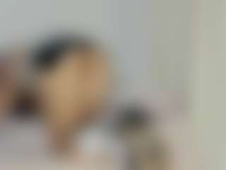 Live cam show with Debbie-Vanleer - Small Tits on Mixed Magazine Live
