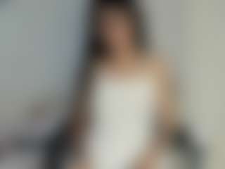 Live cam show with Debbie-Vanleer - Striptease Teen (18+) on live.xheat.ai