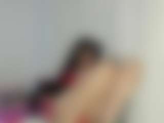 Live cam show with Debbie-Vanleer - Butt Plug on Camsoda