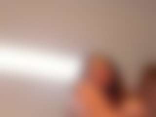 Live cam show with Karliie-kloss - Curvy Teen (18+) on Free Soda