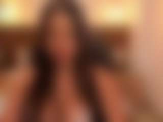 Live cam show with Karliie-kloss - Facial on xheatlive.com