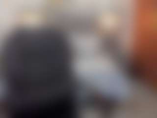 Live cam show with Karliie-kloss - Average on boobsie.com