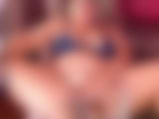 Live cam show with salmalopez - Body Massage on livesuperchat.net