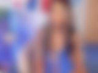 Live cam show with Cosmic-brunette - Ebony on CamwithHer | colombia
