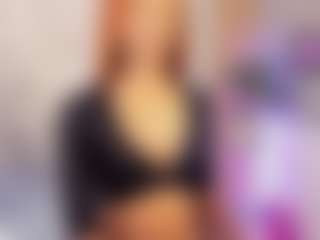 Live cam show with Cosmic-brunette - Normal on crypto-cams