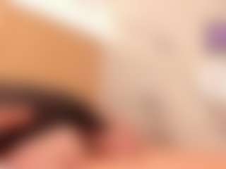 Cosmic-brunette's Live Sex Cam Show