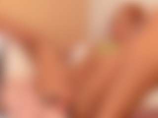 Cosmic-brunette's Live Sex Cam Show