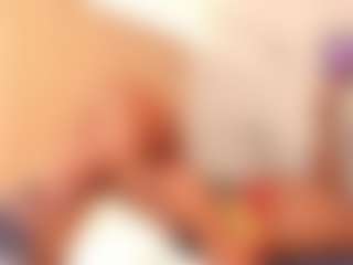 Cosmic-brunette's Live Sex Cam Show
