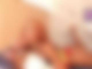 Cosmic-brunette's Live Sex Cam Show