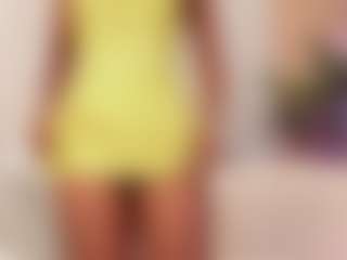Live cam show with Cosmic-brunette - Tease Black on Dare Cams