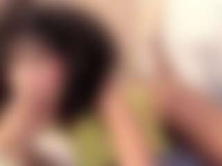 Cosmic-brunette's Live Sex Cam Show