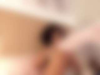 Live cam show with Cosmic-brunette - Blue Eyes on Hubzter Live