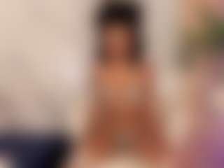 Live cam show with Cosmic-brunette - Hairy Pussy on StripNow