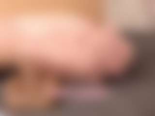 Cosmic-brunette's Live Sex Cam Show