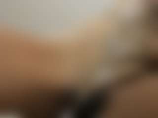 Cosmic-brunette's Live Sex Cam Show