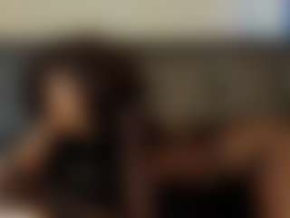 Cosmic-brunette's Live Sex Cam Show