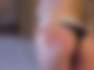 EleneEves's Live Sex Cam Show