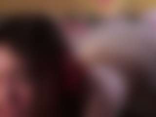 Live cam show with EleneEves - Camel Toe on Free Soda
