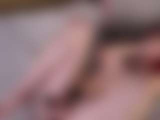 Live cam show with EleneEves - Fingering Asian on AdultVida.com