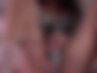 EleneEves's Live Sex Cam Show