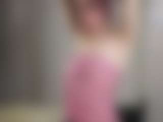 Live cam show with EleneEves - Brown Eyes Asian on Free Soda