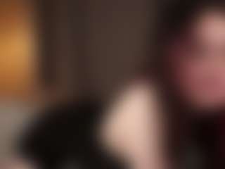 Live cam show with EleneEves - Trimmed Asian on CamwithHer