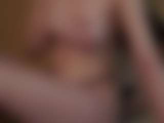 Live cam show with EleneEves - Asian College on livesuperchat.net