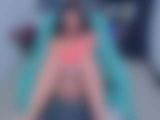 Live cam show with GIGISTEPHANS - Body Massage on MyBangCams