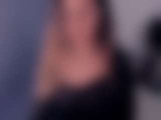 Live cam show with GIGISTEPHANS - Body Massage on Pornisteam.com