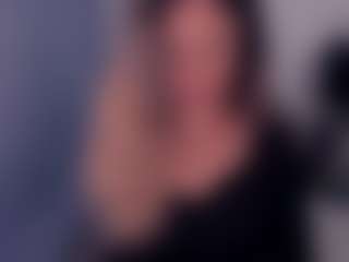 Live cam show with GIGISTEPHANS - Blonde Hair Petite on Dolls Live