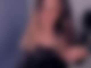 Live cam show with GIGISTEPHANS - Body Massage on fapnchat