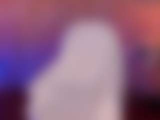 Live cam show with MiaLaurence - Thin on luckytryst.com
