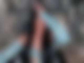 Live cam show with MiaLaurence - Nipple Piercings on xxxlivecams.org