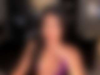 Live cam show with MiaLaurence - Nipple Piercings on Nude Live Now
