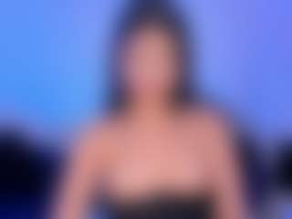 MiaLaurence's Live Sex Cam Show