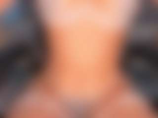 Live cam show with MiaLaurence - Nipple Piercings on Fling VIP Chat
