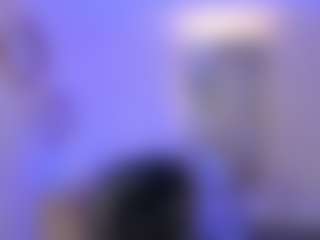 Live cam show with MiaLaurence - Nipple Piercings on liverealitysex.com