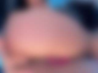 MiaLaurence's Live Sex Cam Show