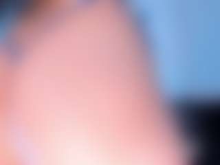 MiaLaurence's Live Sex Cam Show