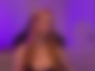 Live cam show with Smilee Girl - White on galaxygirlnitro.com