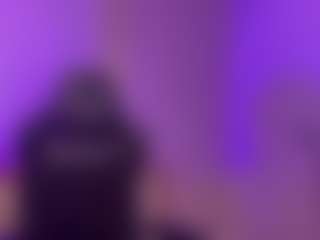 Live cam show with Smilee Girl - Nature on Stripli.com