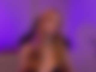 Live cam show with Smilee Girl - Big Tits on UwU Esports