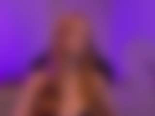 Live cam show with Smilee Girl - Dildo on Milf Play