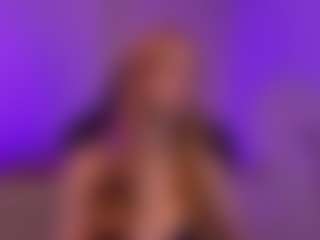 Live cam show with Smilee Girl - Big Tits on CamSodaAdn