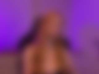 Live cam show with Smilee Girl - Tittyfuck on Pornisteam.com